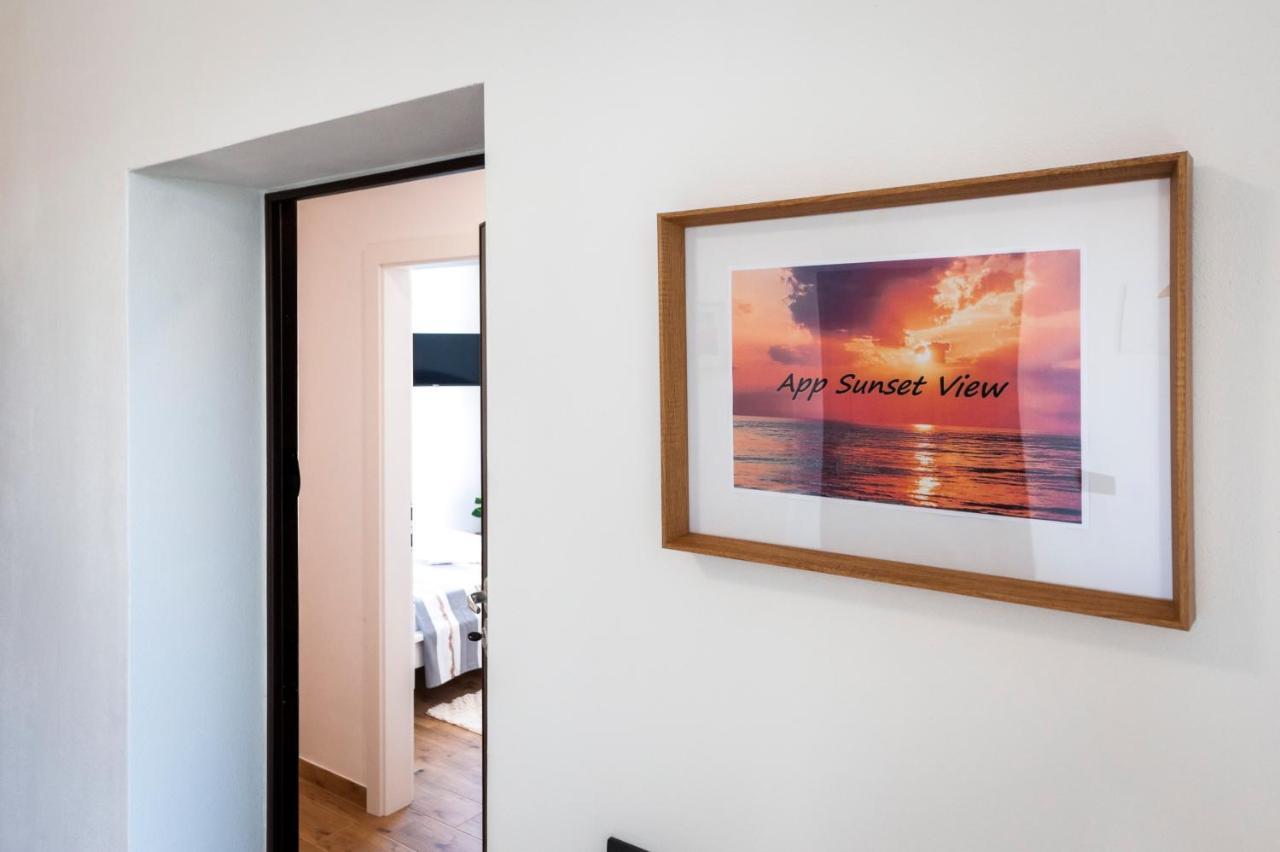 Apartments Sunrise & Sunset Ровинь Экстерьер фото